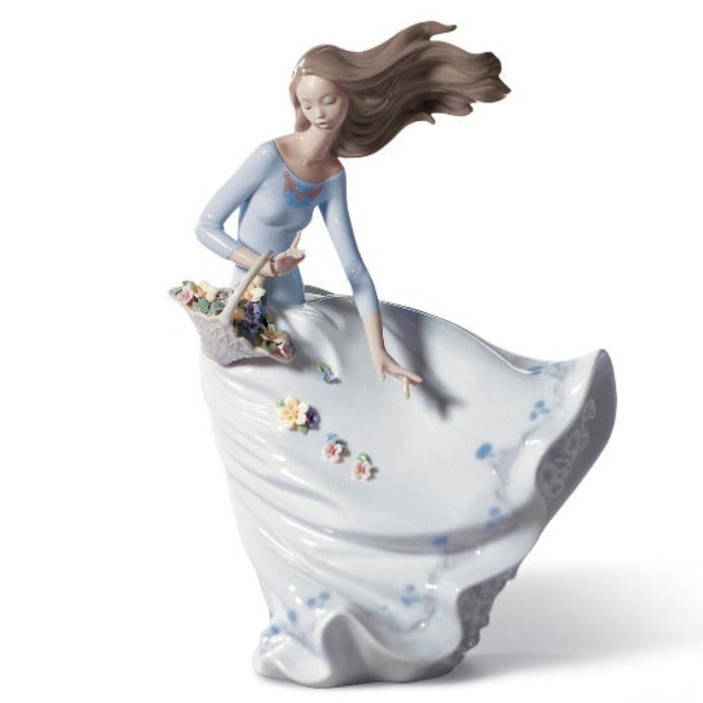 Lladro Petals On The Wind